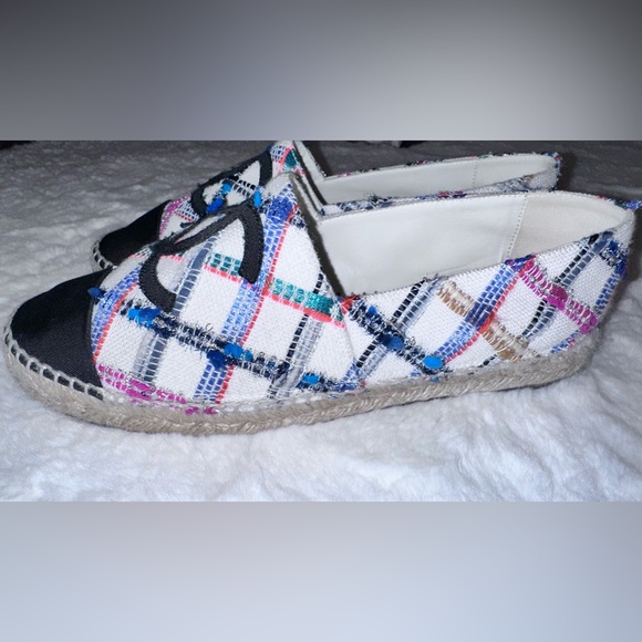 Chanel Espadrilles - Picture 3 of 7